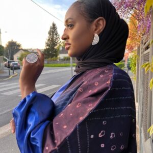 Boucle d’oreille et bague